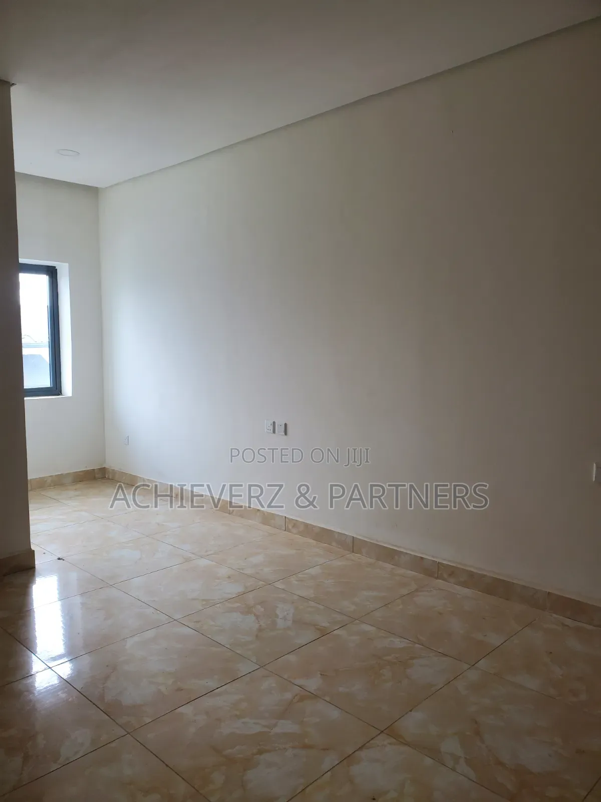2bdrm Block of Flats in Jahi for sale in Jahi