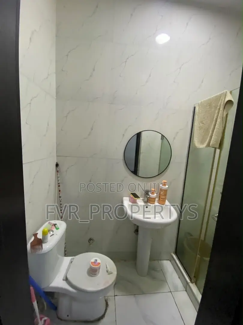 1bdrm Shared Apartment in Orchid, Ikota for rent in Ikota