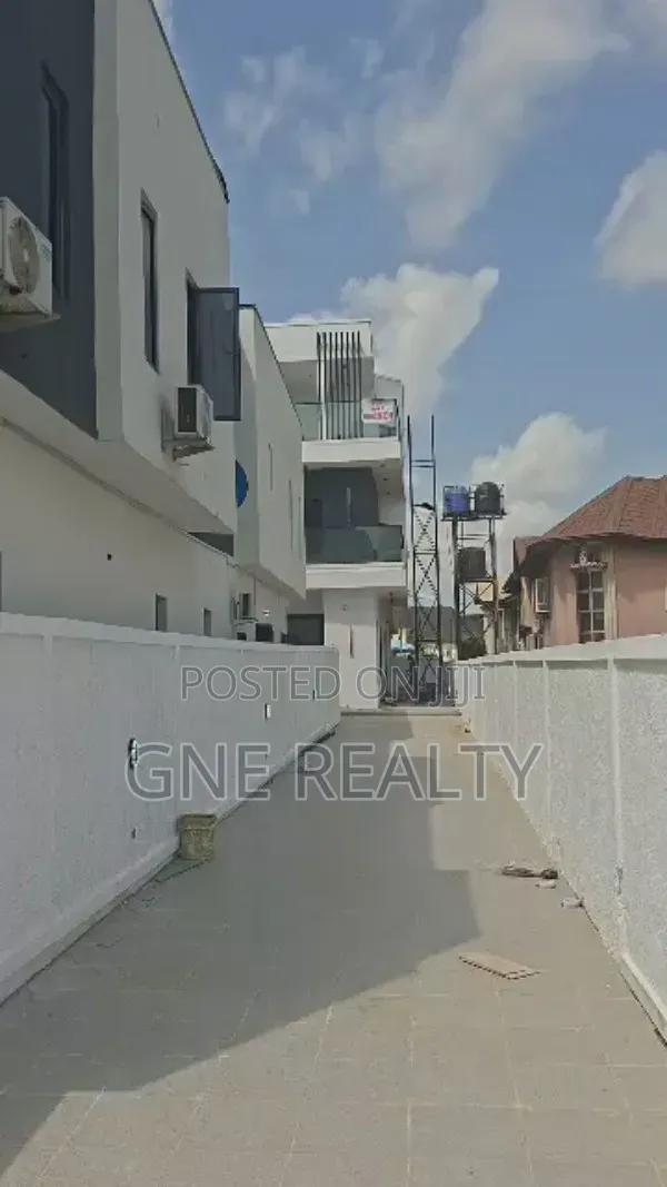 Furnished 7bdrm Duplex in Ago Palace for sale in Ago Palace