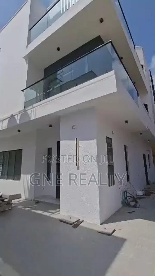 Furnished 7bdrm Duplex in Ago Palace for sale in Ago Palace