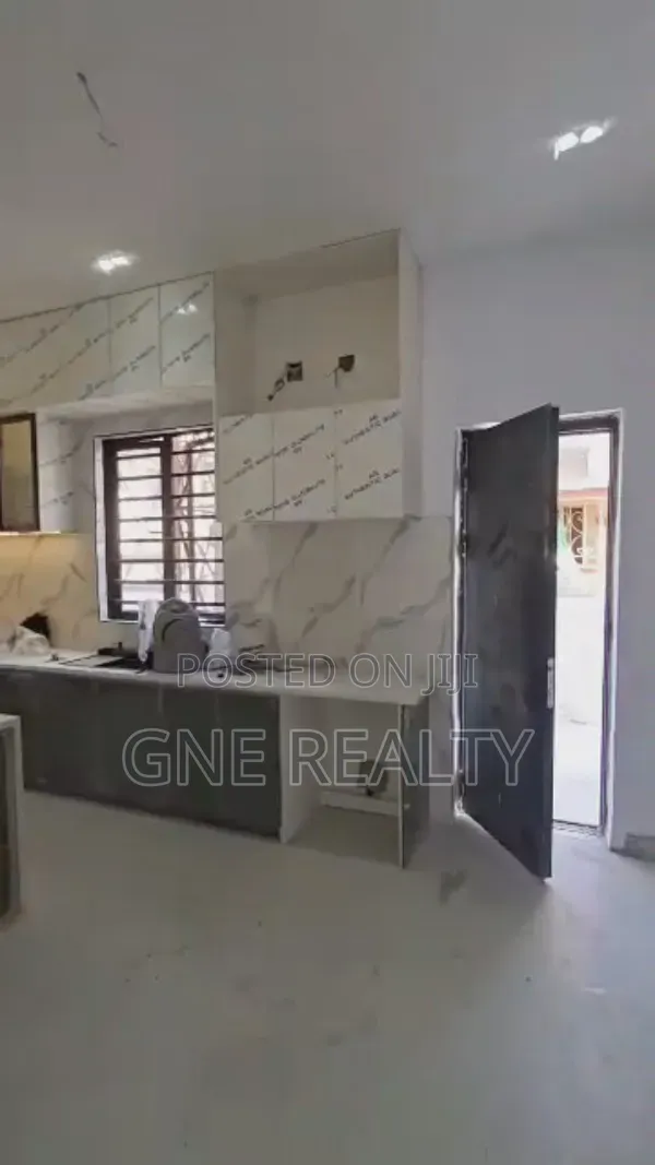 Furnished 7bdrm Duplex in Ago Palace for sale in Ago Palace
