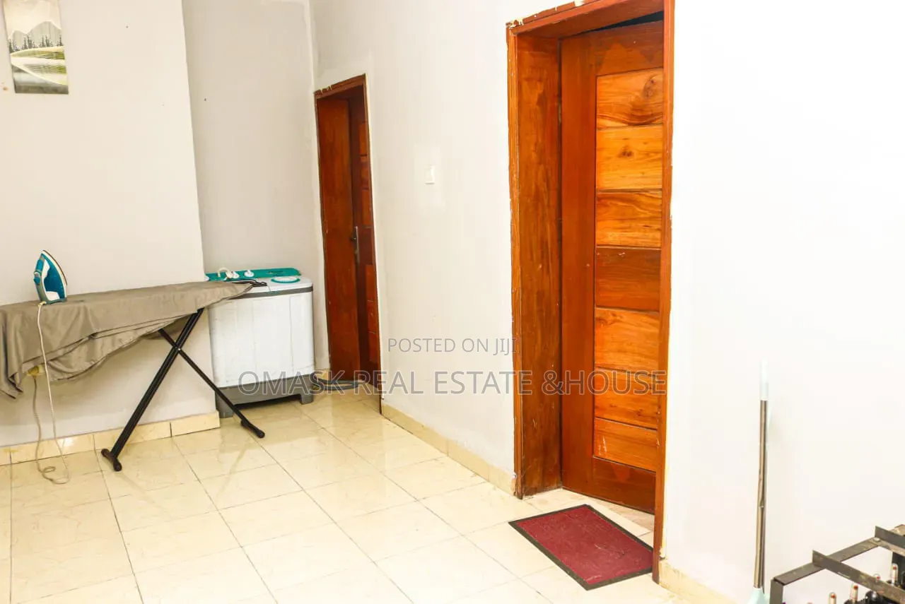 6bdrm House in Ado / Ajah for sale in Ado / Ajah