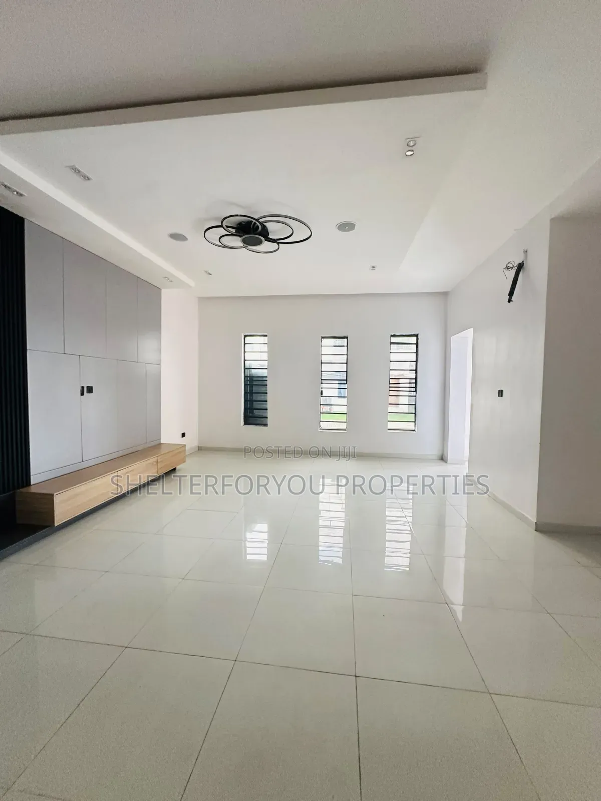 4bdrm Duplex in VGC / Ajah for sale in VGC / Ajah