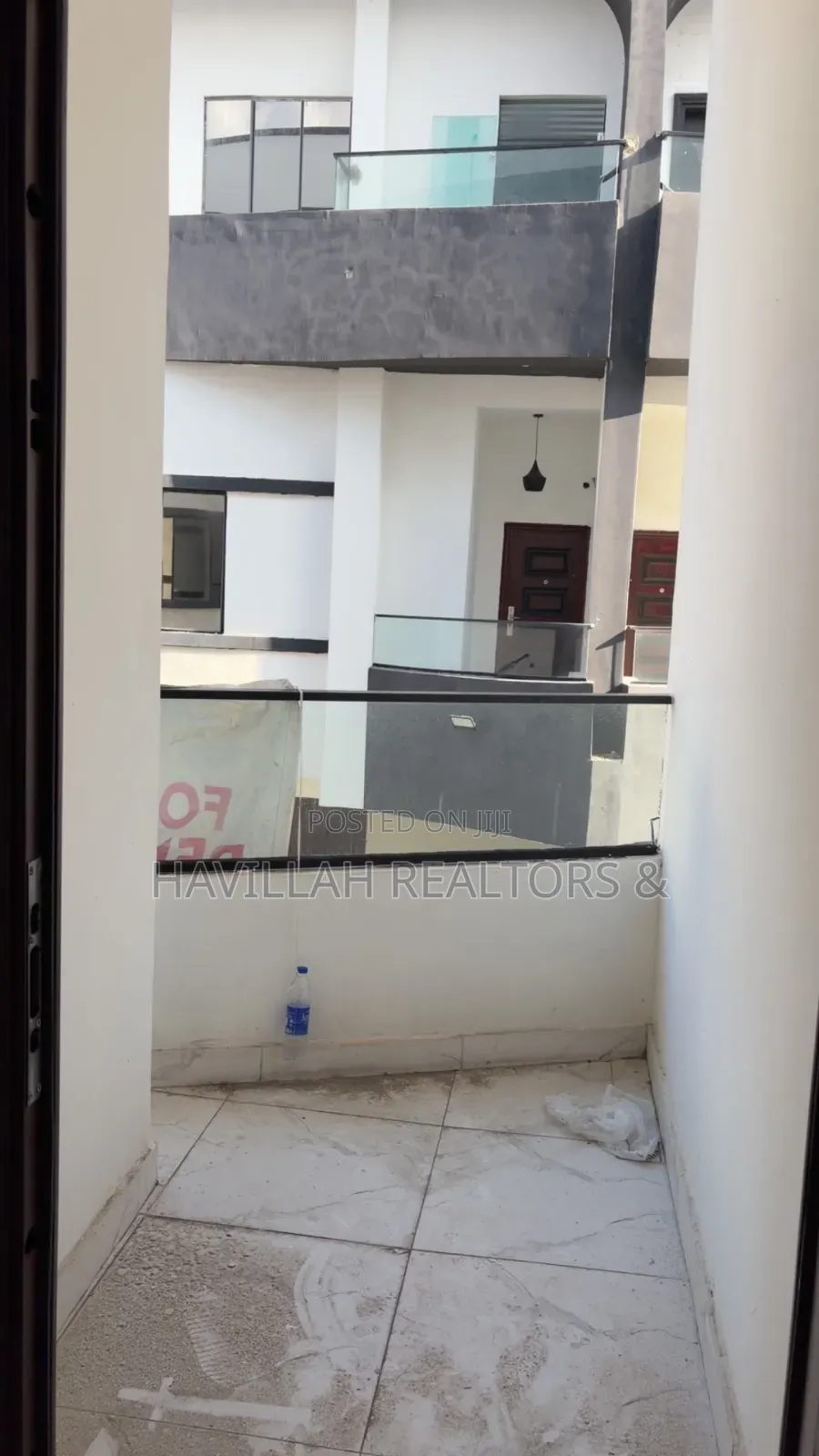 4bdrm Townhouse/Terrace in Lafiaji for sale in Lafiaji