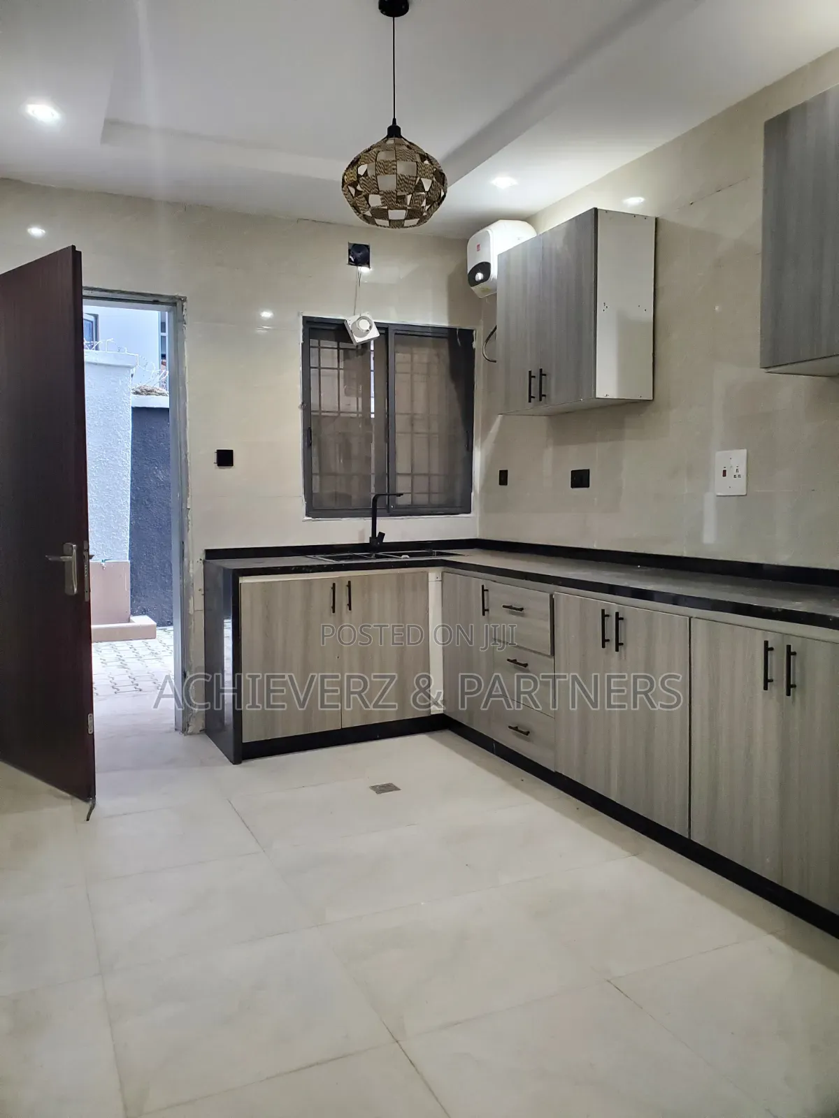 4bdrm Duplex in Jahi for sale in Jahi
