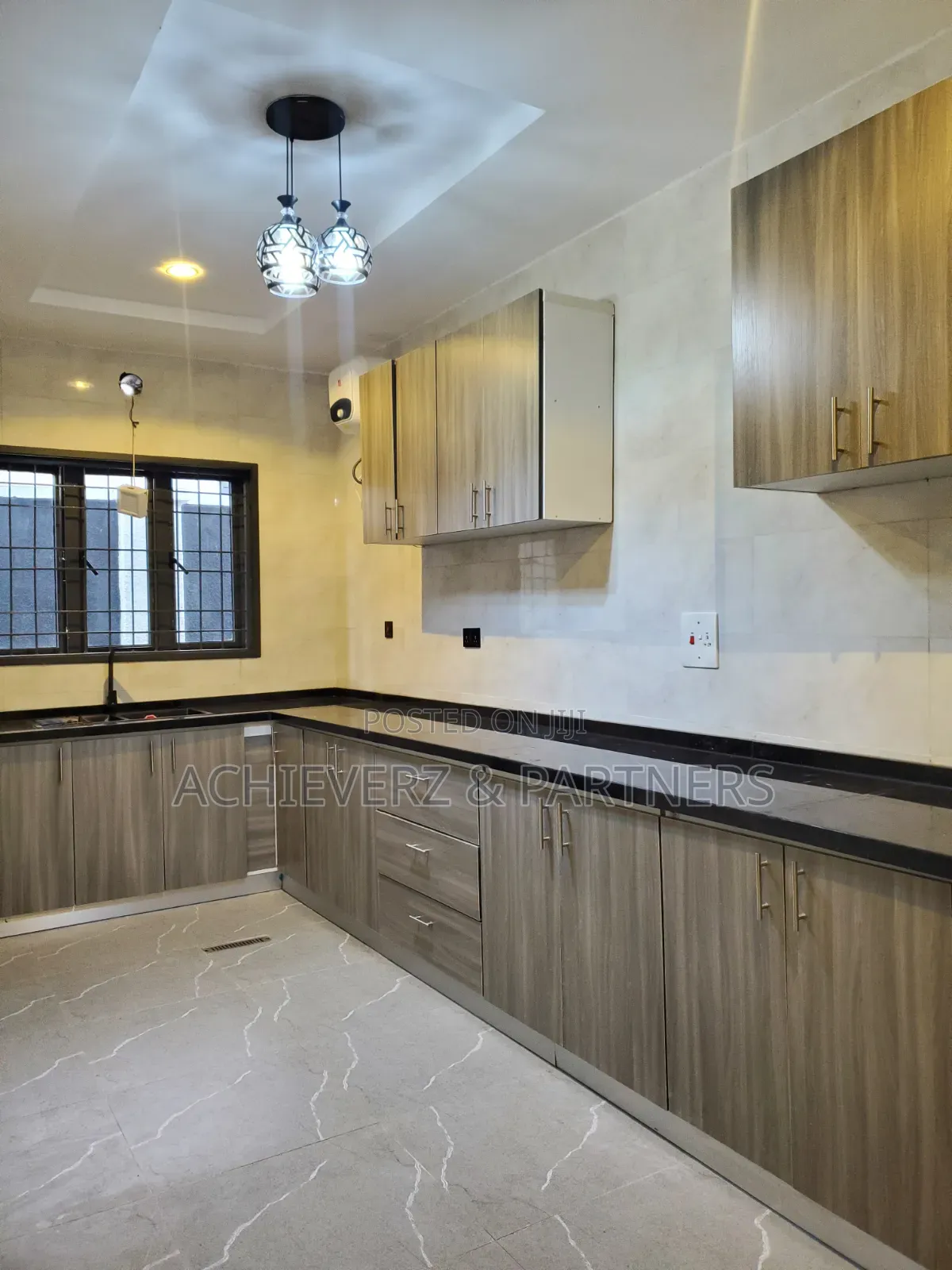 4bdrm Duplex in Jahi for sale in Jahi