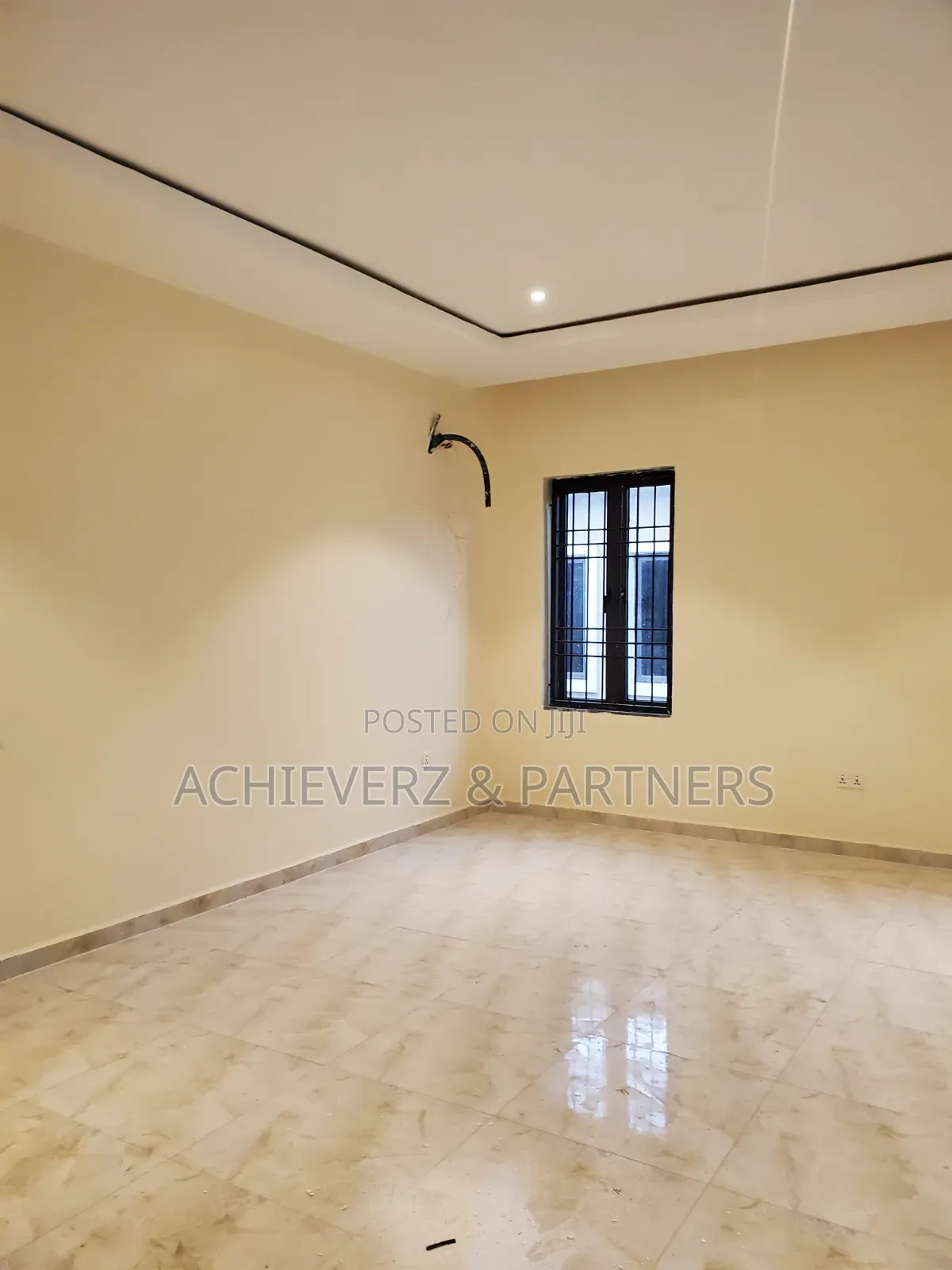 4bdrm Duplex in Jahi for sale in Jahi