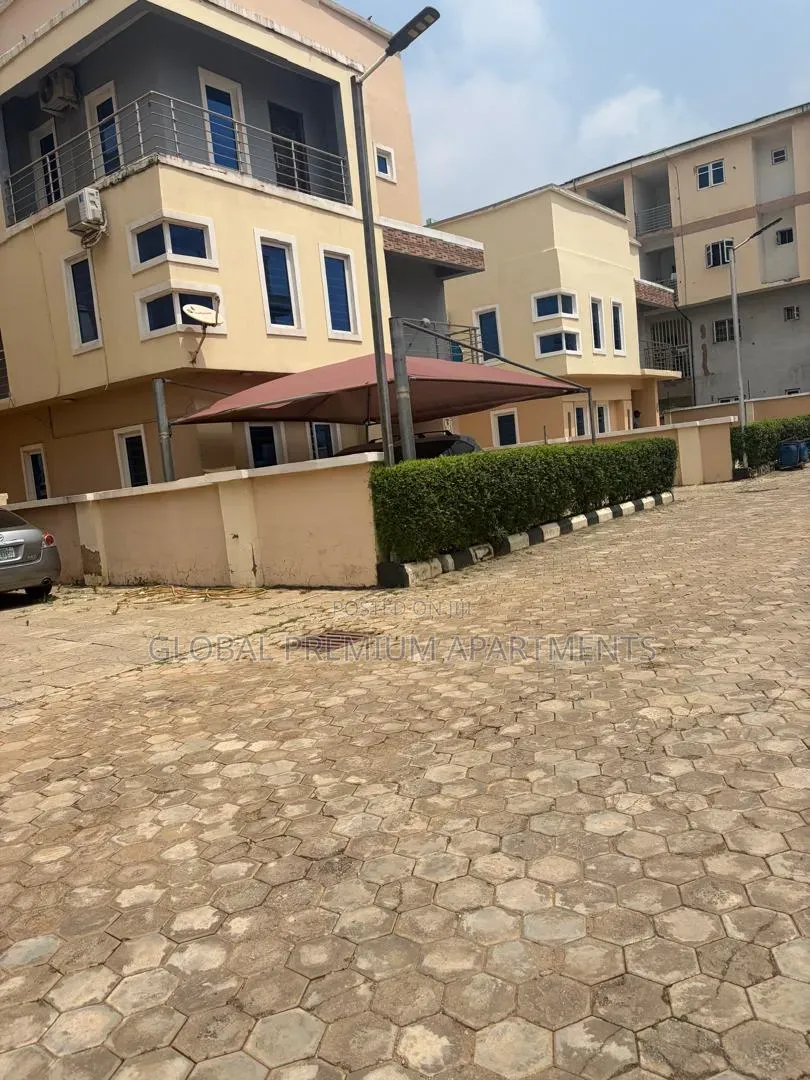 4bdrm Duplex in Amazing Court, Katampe (Main) for sale in Katampe (Main)