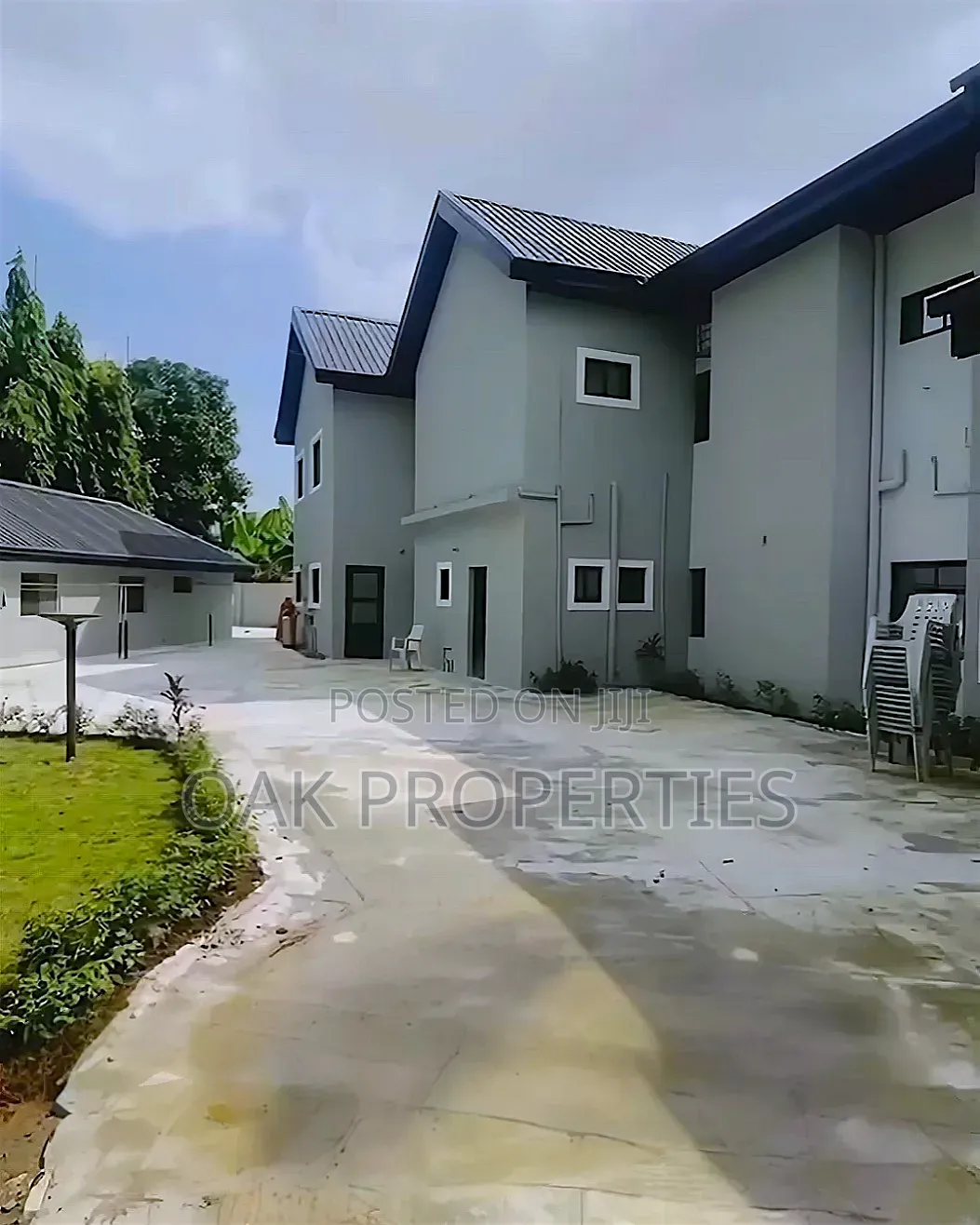 Executive 6 Room Detached Duplex With 3 Room Bq for Office Use at Gra in GRA Phase 1 / Port-Harcourt