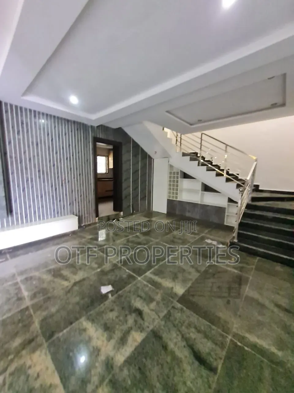 4bdrm Duplex in Fo1 Kubwa Abuja for sale in Kubwa