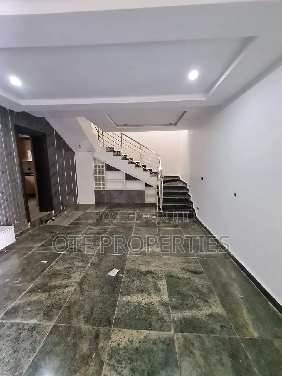 4bdrm Duplex in Fo1 Kubwa Abuja for sale in Kubwa