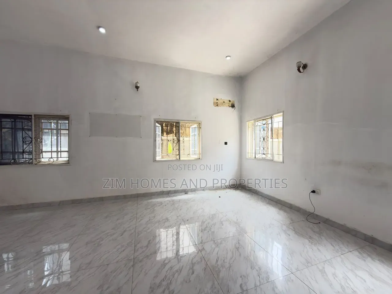 2bdrm Duplex in Zim Homes And, Wuye for rent in Wuye
