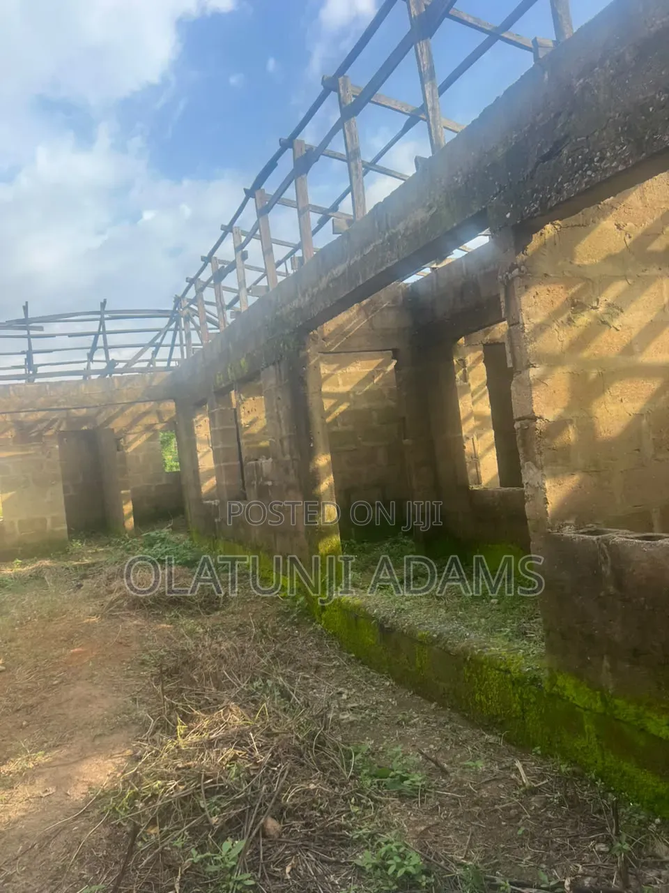 11bdrm Block of Flats in Coker, Osogbo for sale in Osogbo