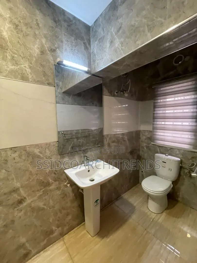 Furnished 4bdrm Duplex in Call To Access, Banana Island for rent in Banana Island