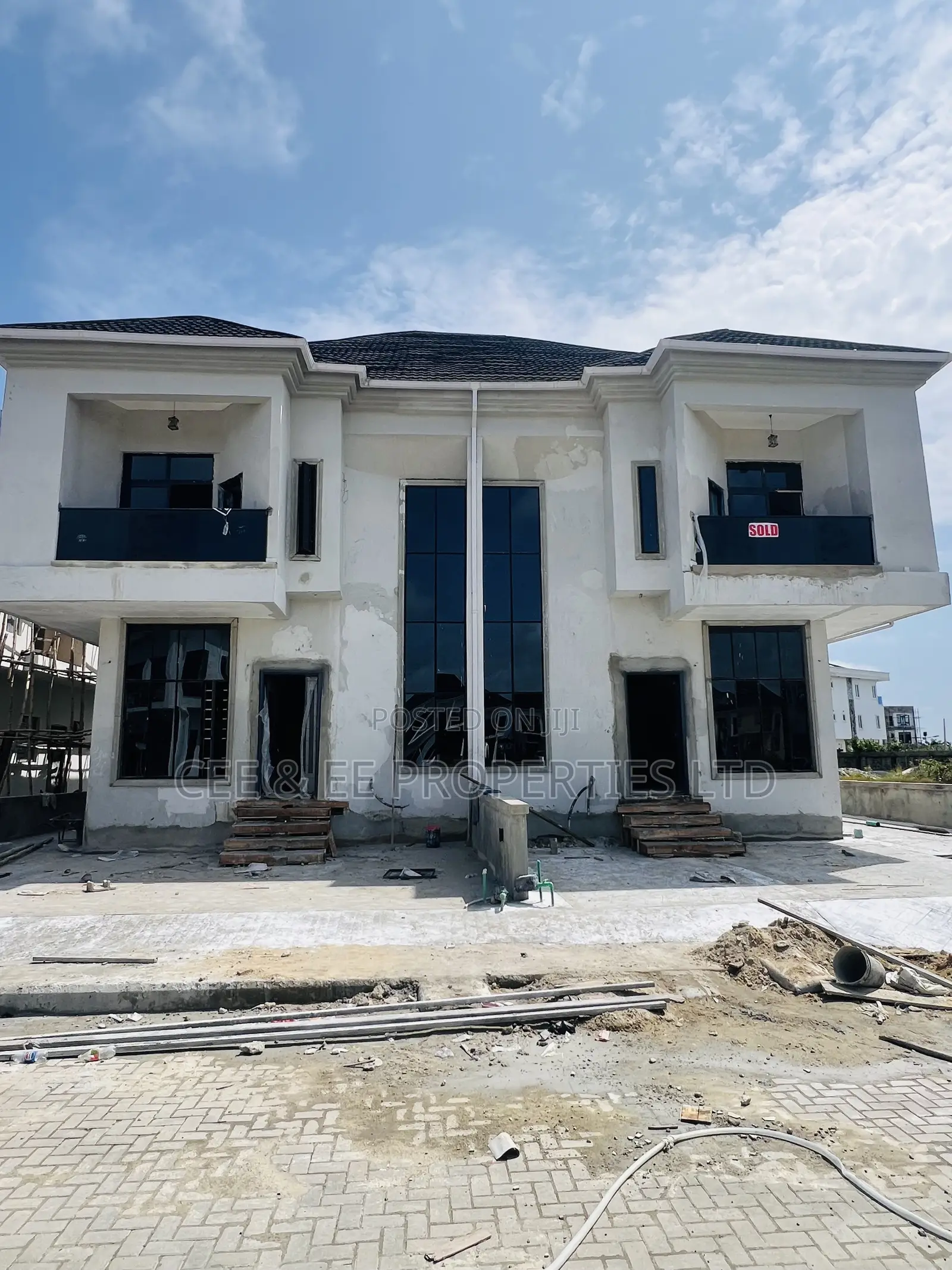 4bdrm Duplex in Sapphire Garden, Awoyaya for sale in Awoyaya