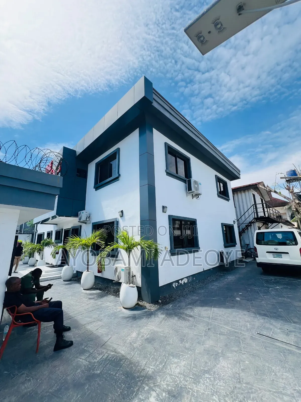Office Space to Let at Lekki Phase 1 in Lekki Phase 1