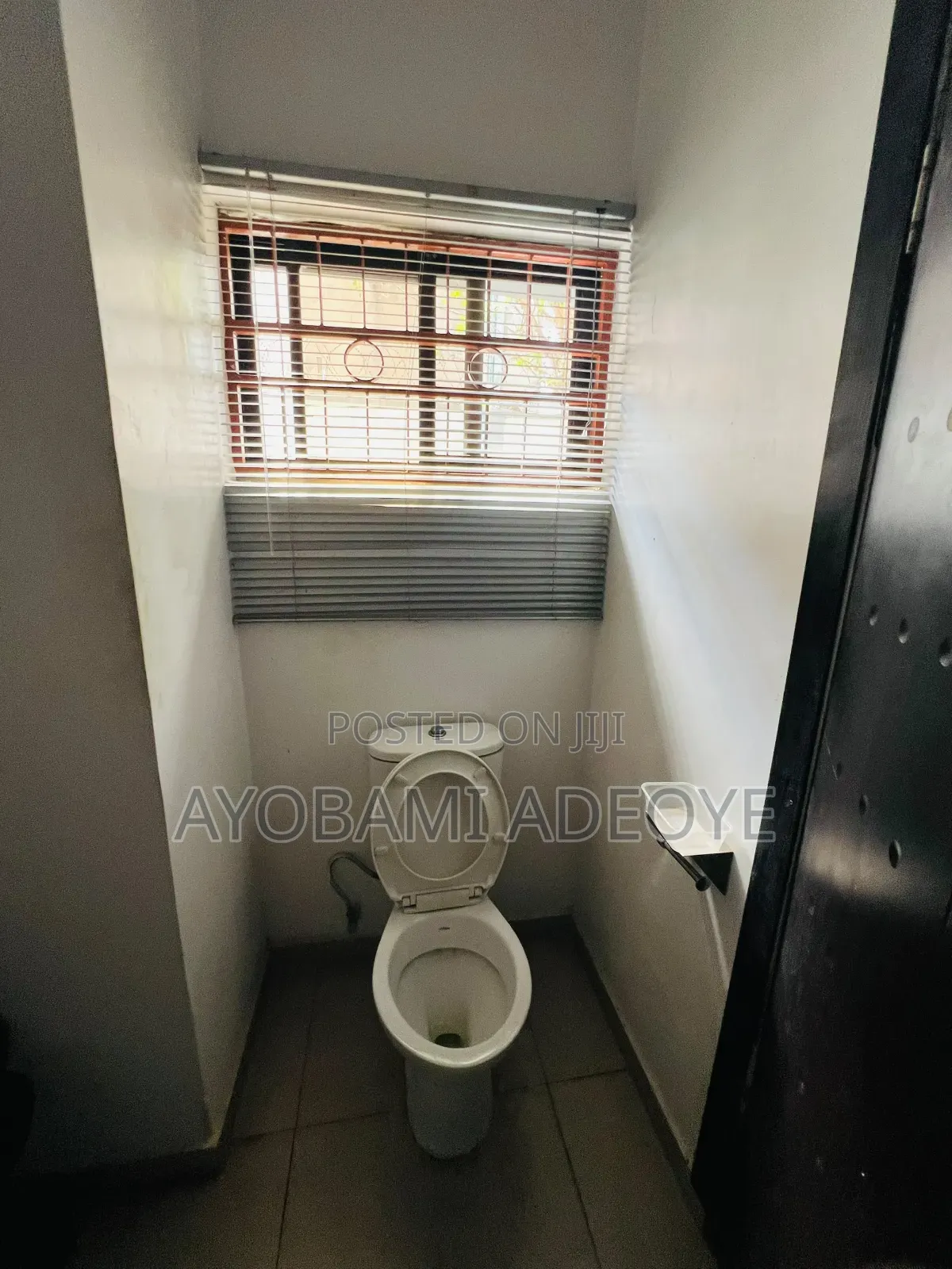 Office Space to Let at Lekki Phase 1 in Lekki Phase 1