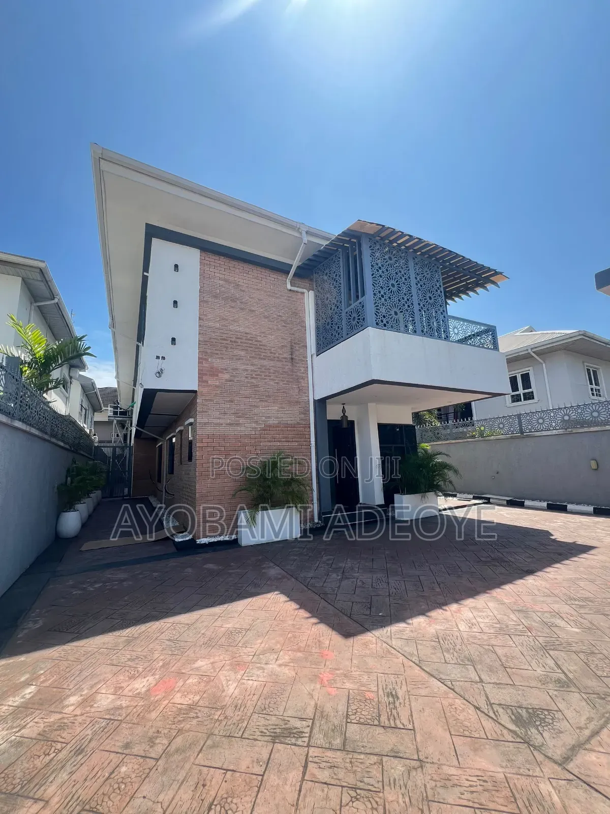 5bdrm Duplex in Lekki Phase 1 for rent in Lekki Phase 1