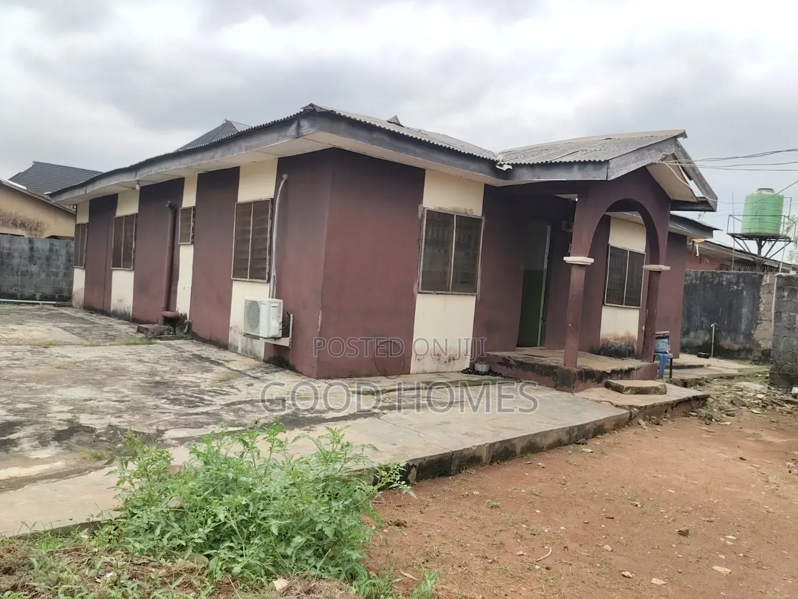 4bdrm Bungalow in Igando for sale in Igando / Ikotun/Igando