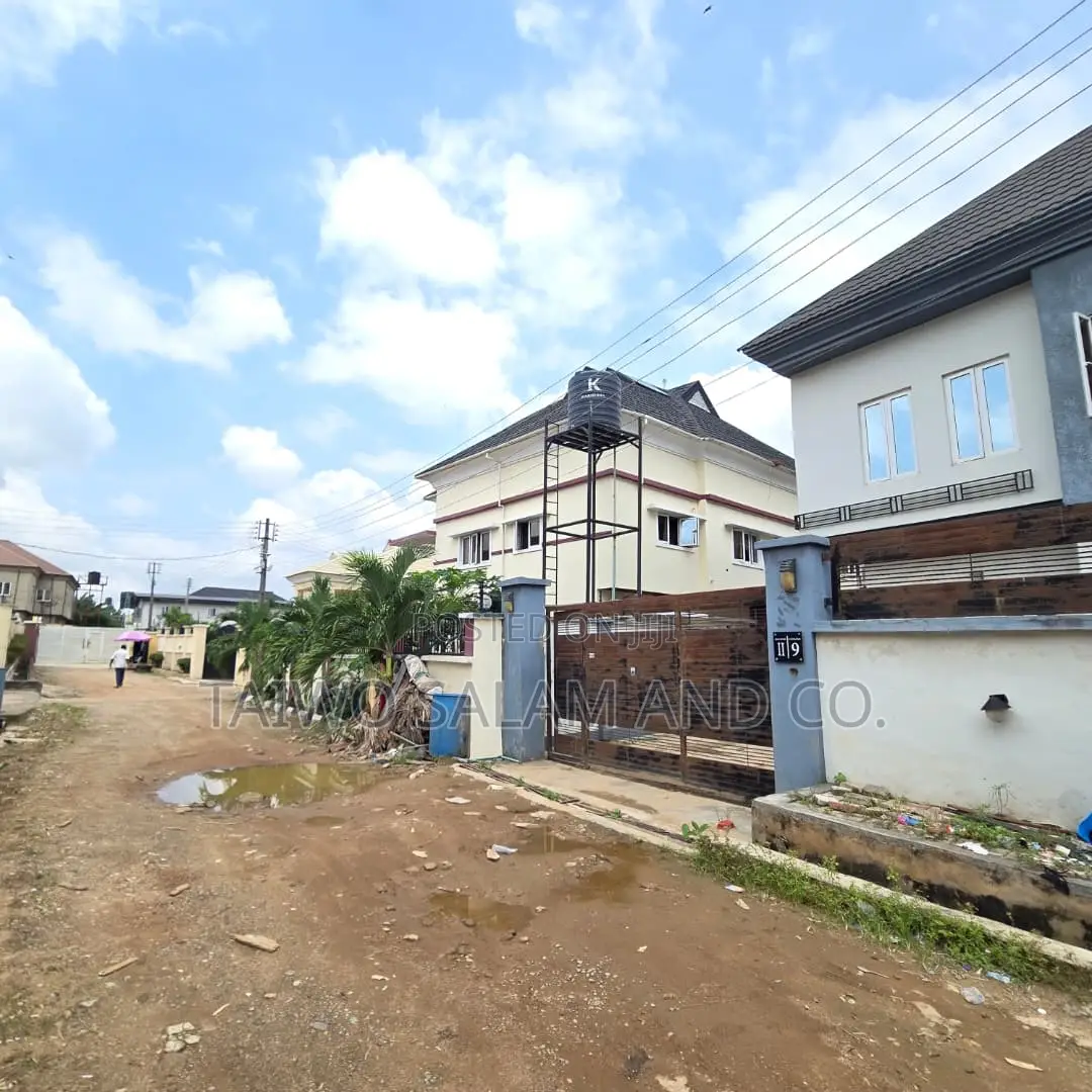 3bdrm Apartment in Bodija for rent in Bodija