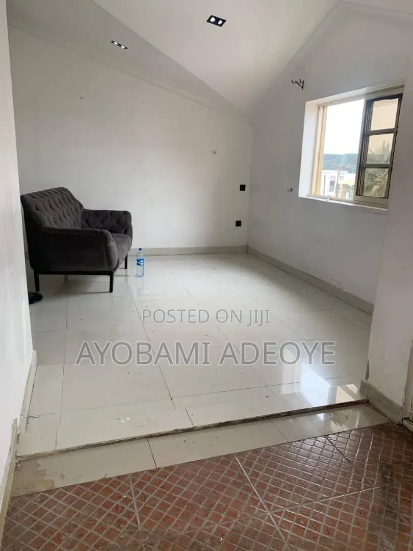 Studio Apartment in Lekki Phase 1 for rent in Lekki Phase 1