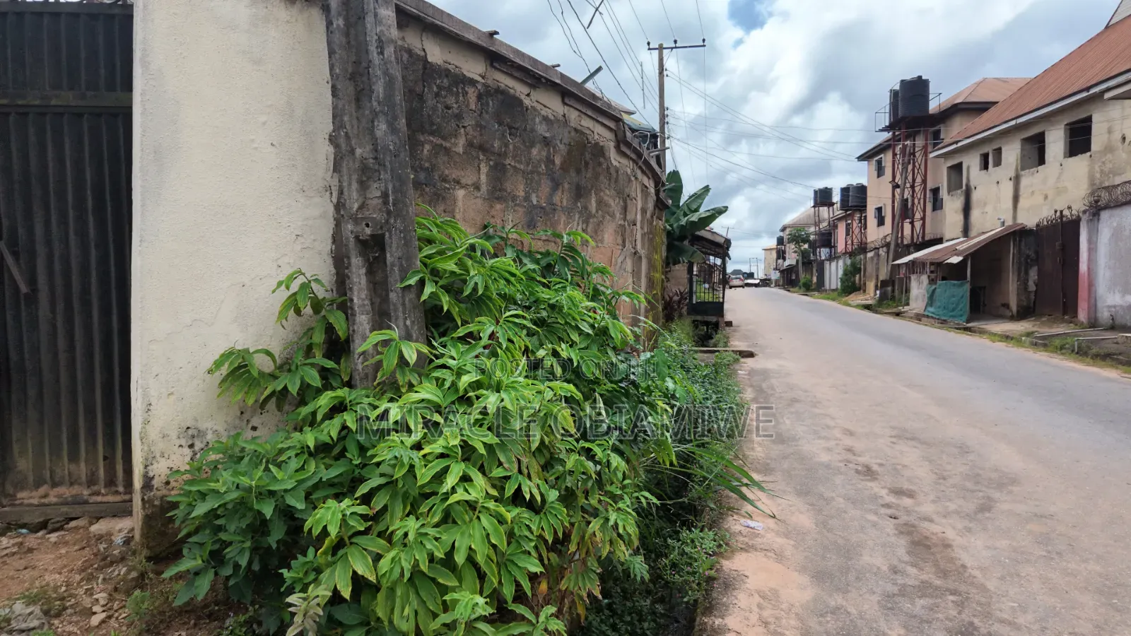 3bdrm Bungalow in Agbama Housing, Umuahia for sale in Umuahia