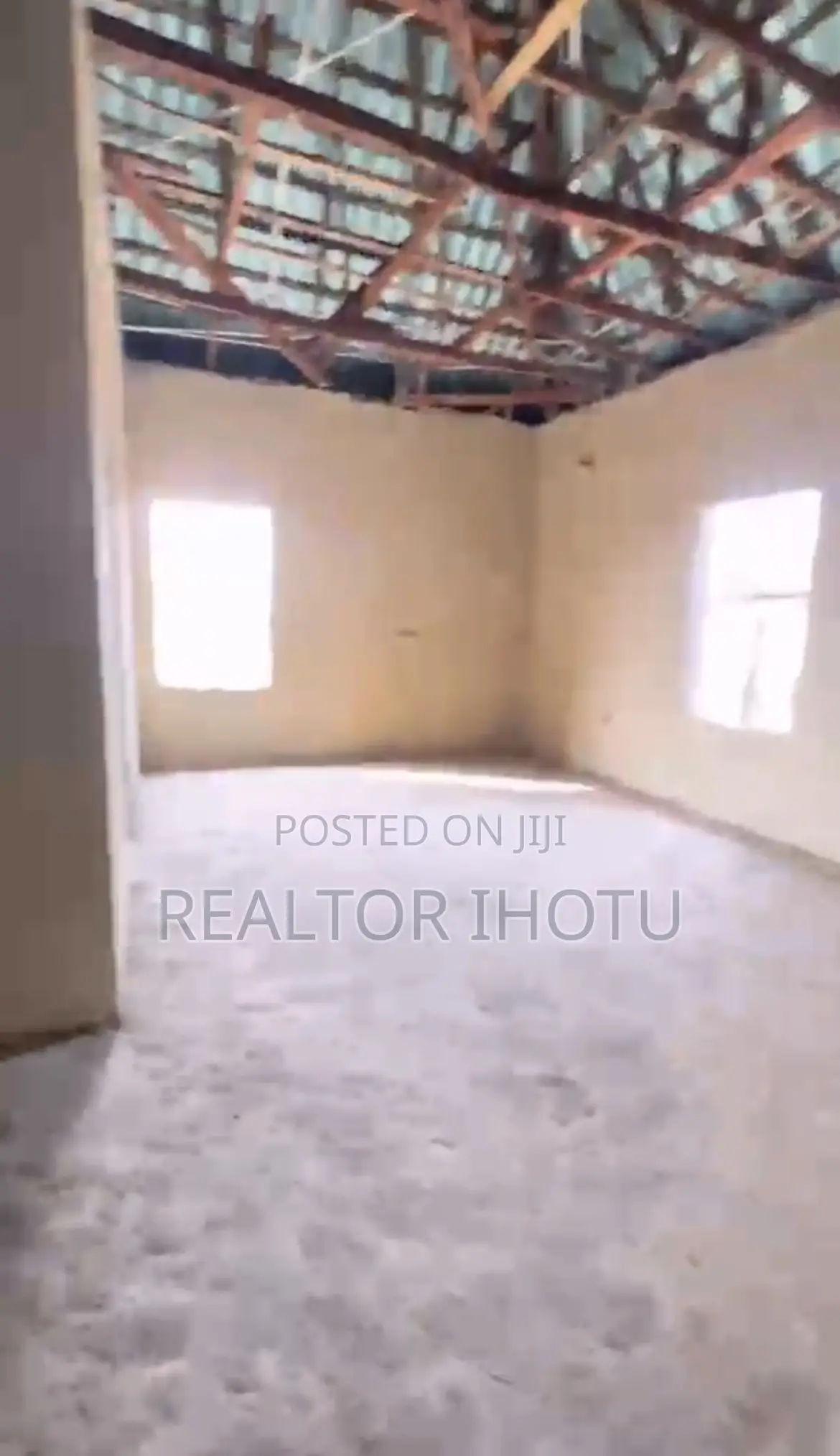 6bdrm Duplex in In An Estate, Idu Industrial for sale in Idu Industrial