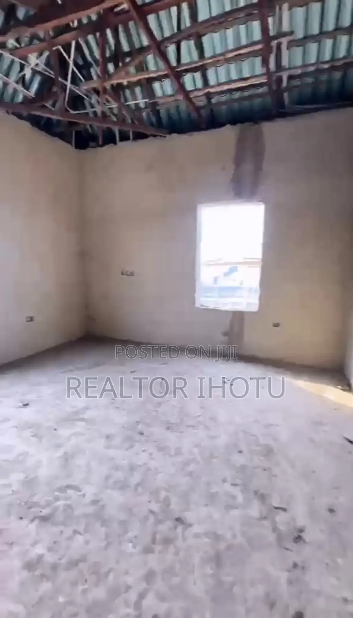 6bdrm Duplex in In An Estate, Idu Industrial for sale in Idu Industrial