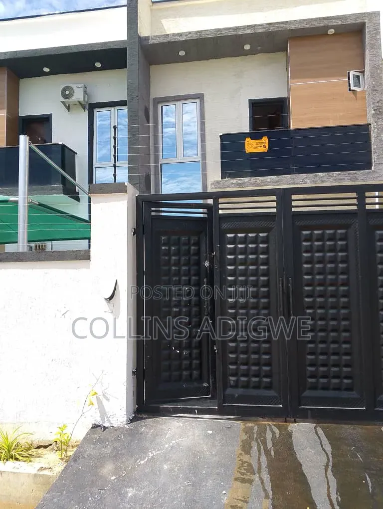 4bdrm Duplex in Along Ogombo Road, Abraham Adesanya Estate for rent in Abraham Adesanya Estate
