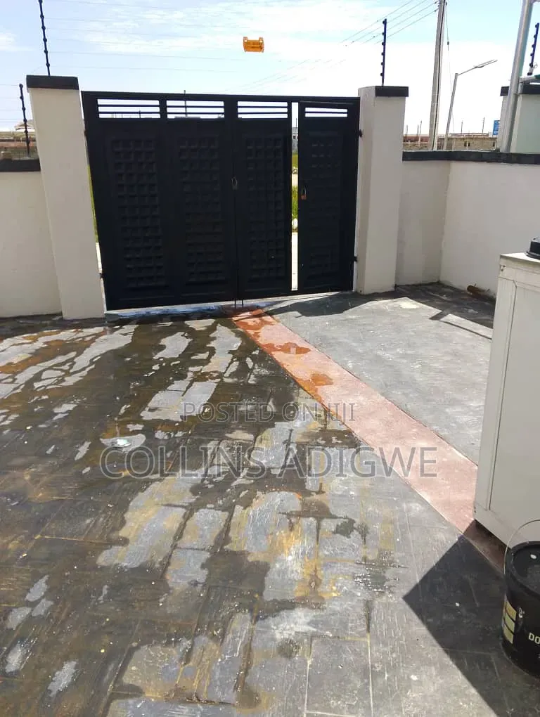 4bdrm Duplex in Along Ogombo Road, Abraham Adesanya Estate for rent in Abraham Adesanya Estate