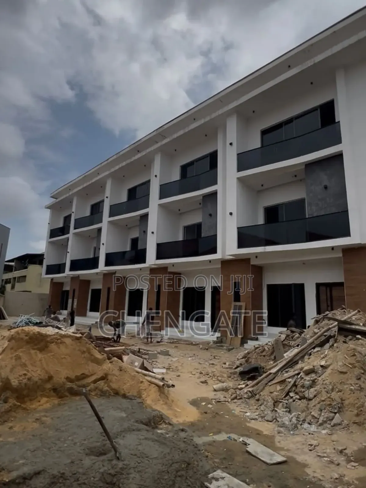 3bdrm Duplex in Lekki Phase 1 for sale in Lekki Phase 1