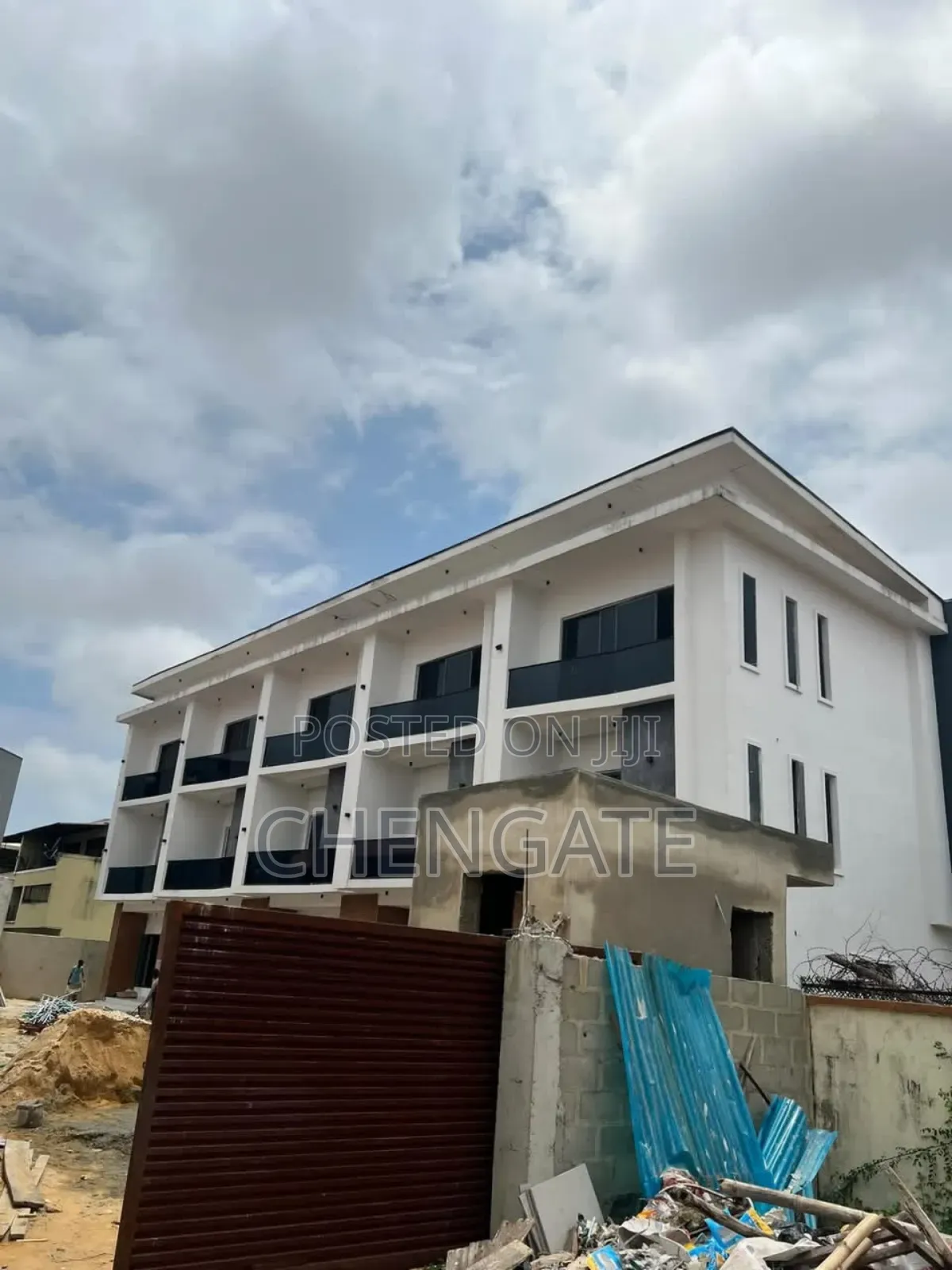 3bdrm Duplex in Lekki Phase 1 for sale in Lekki Phase 1