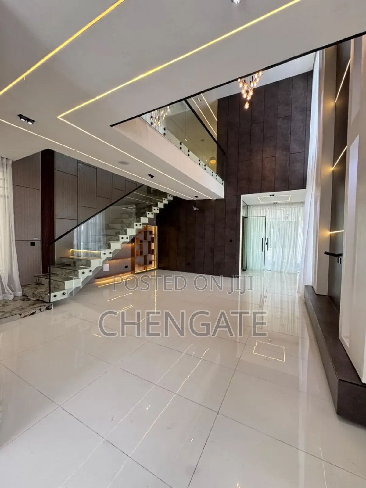 5bdrm Duplex in Lekki Expressway for sale in Lekki Expressway