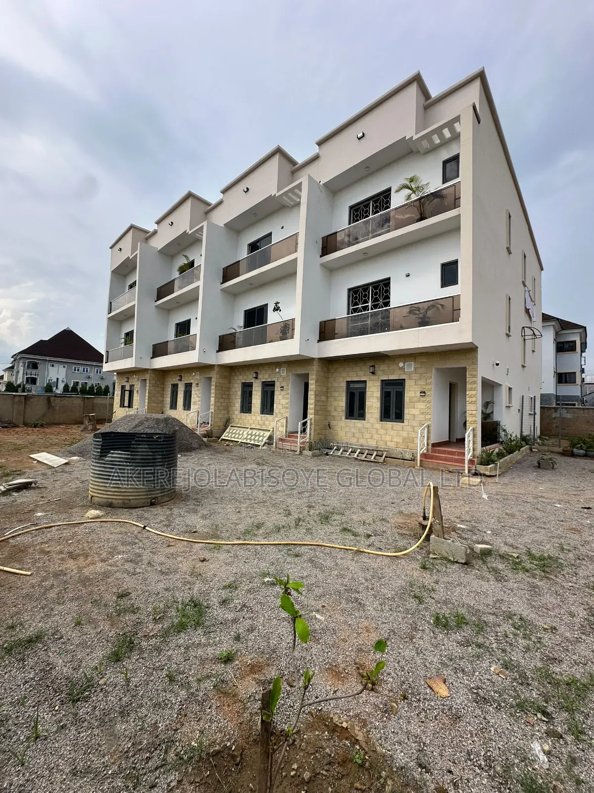 4bdrm Duplex in Jahi for sale in Jahi