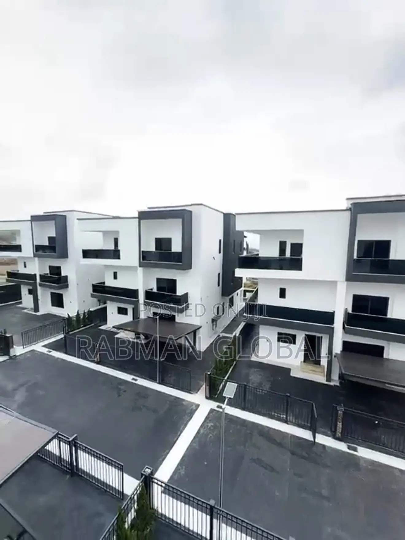 5bdrm Duplex in Katampe Extension for sale in Katampe Extension