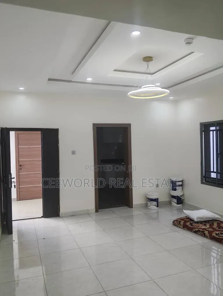 2bdrm Bungalow in Kolapo, Akobo for rent in Akobo