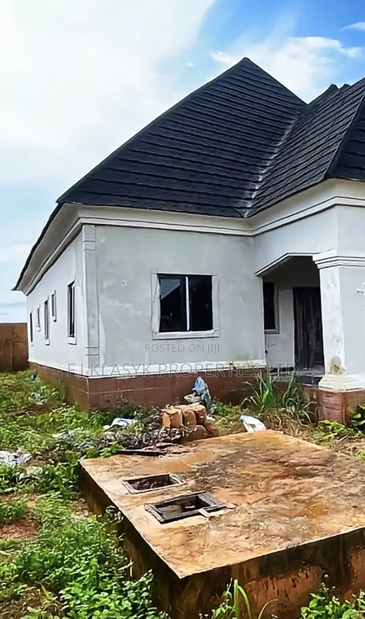 4bdrm Bungalow in Benin City for sale in Benin City