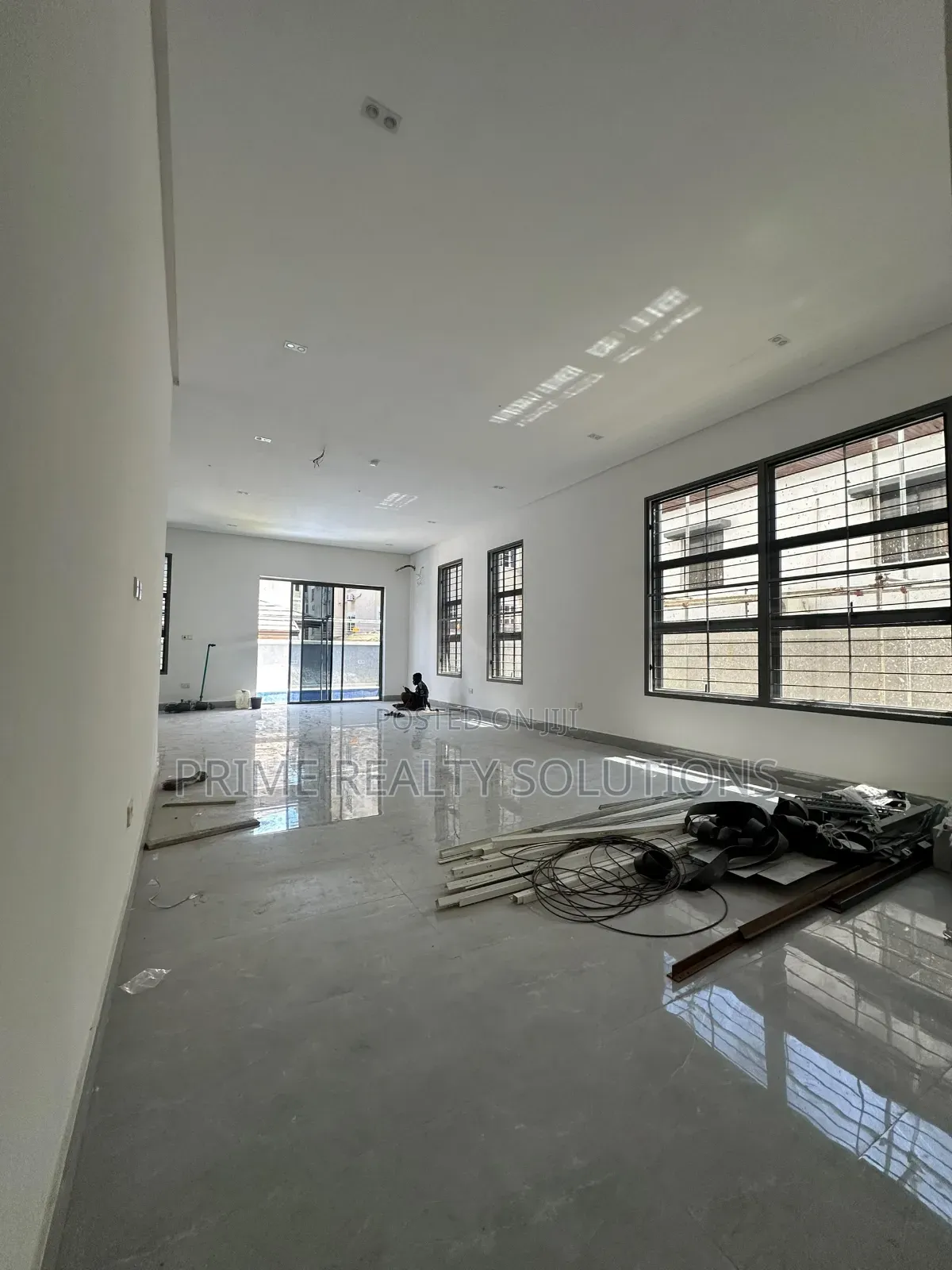 5bdrm Duplex in Location: Ikoyi for sale in Ikoyi S.W