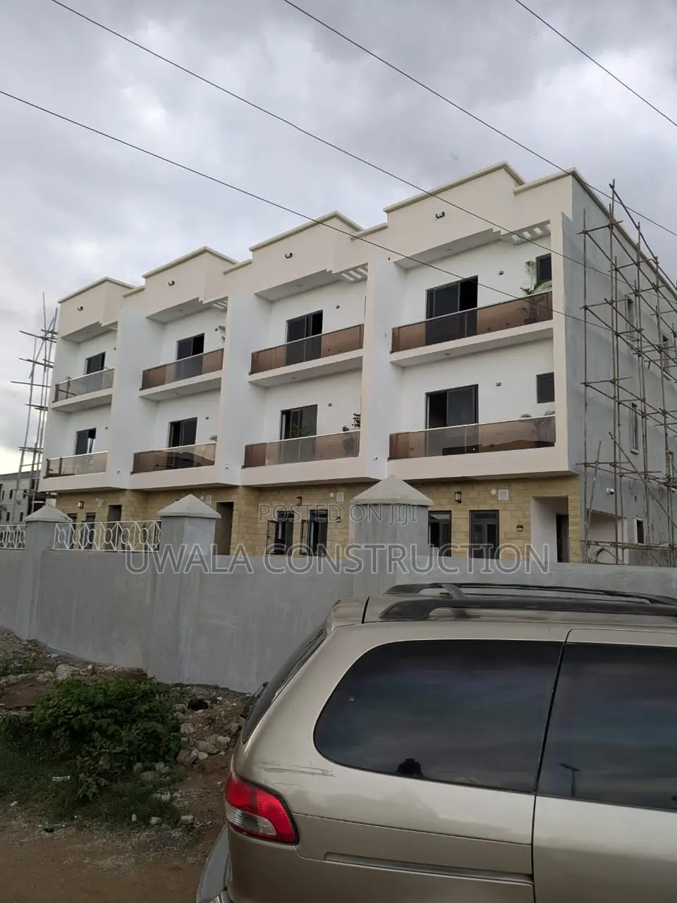 4bdrm Duplex in Jahi for sale in Jahi