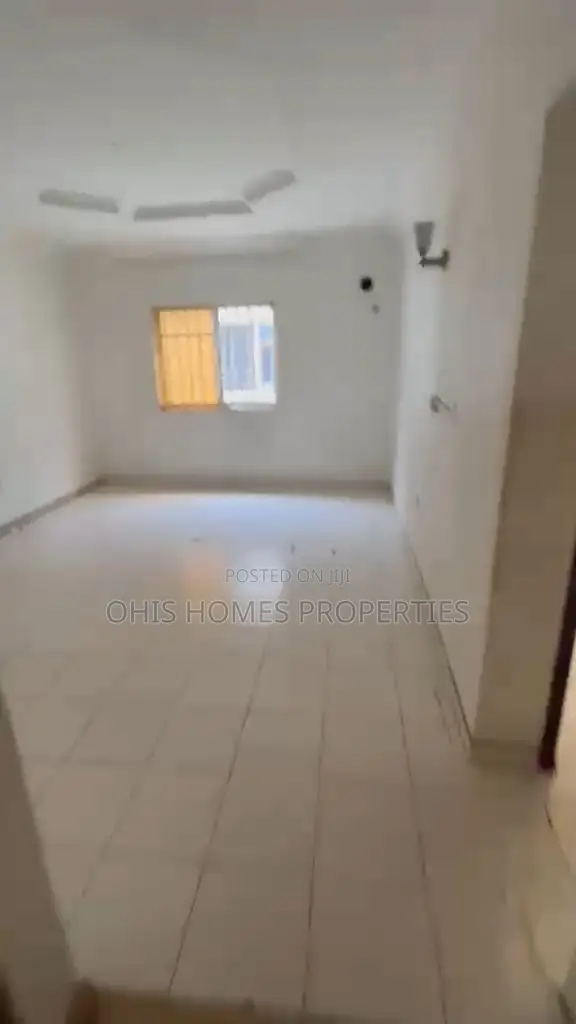 3bdrm Apartment in Ikota Villa for rent in Ikota