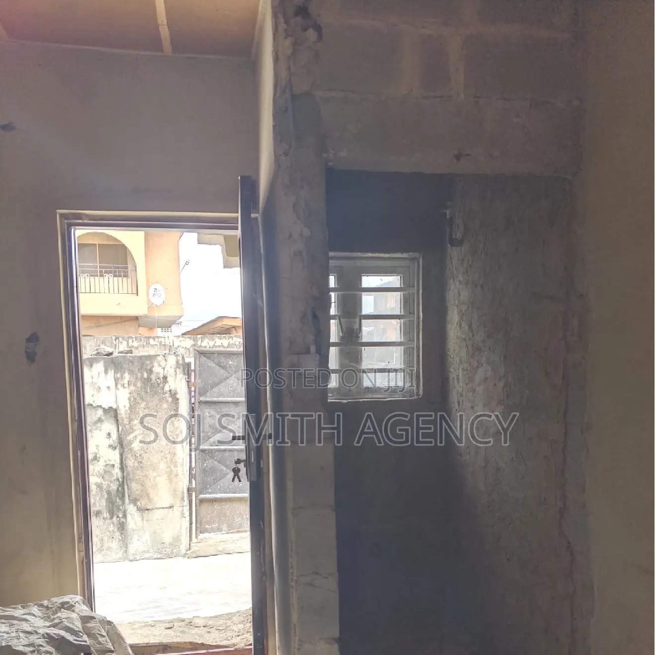 Furnished Mini Flat in Lawanson for rent in Lawanson