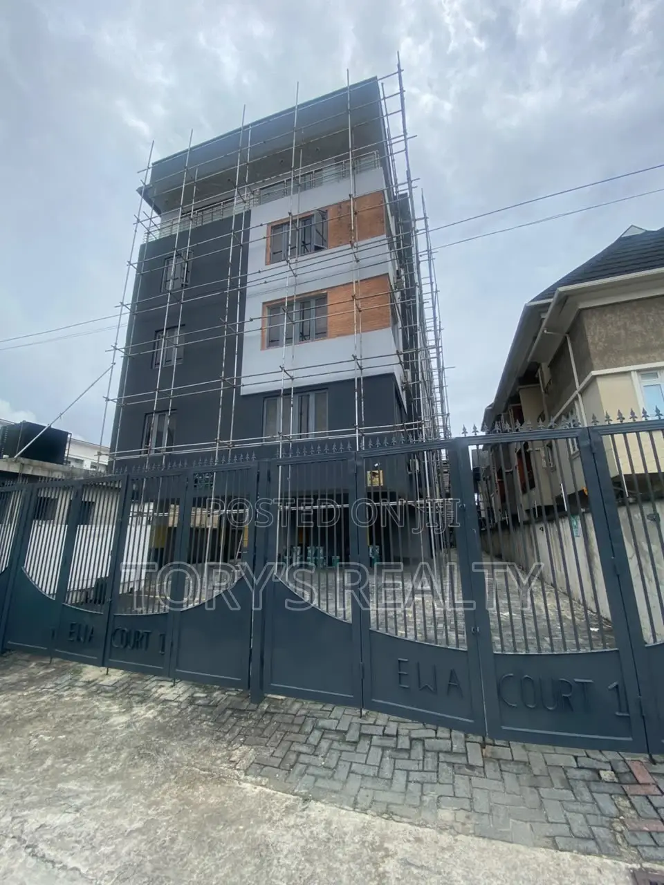 2bdrm Apartment in Lekki Phase 1 for rent in Lekki Phase 1