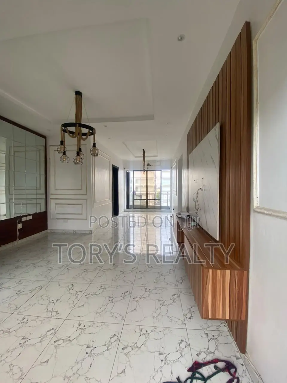 2bdrm Apartment in Lekki Phase 1 for rent in Lekki Phase 1