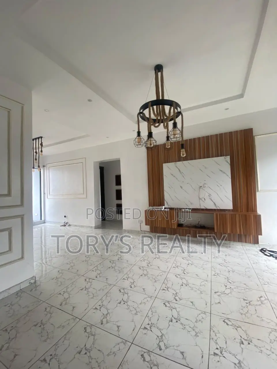 2bdrm Apartment in Lekki Phase 1 for rent in Lekki Phase 1
