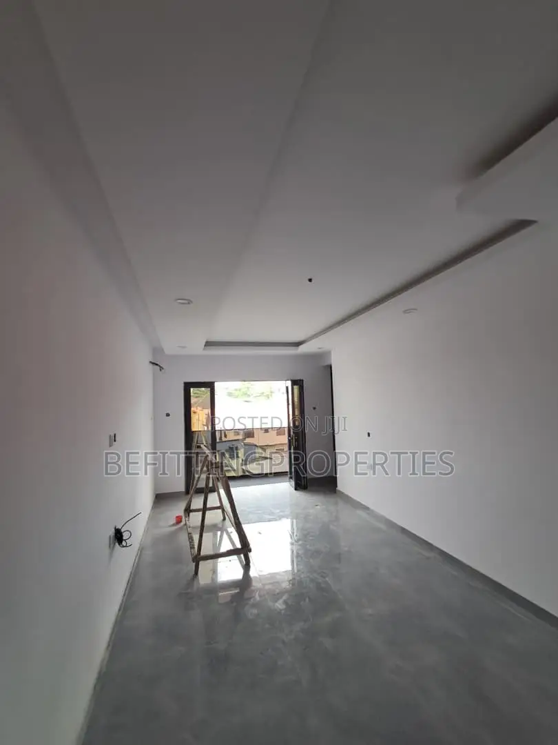 4bdrm Duplex in Ogudu GRA for sale in Ogudu GRA