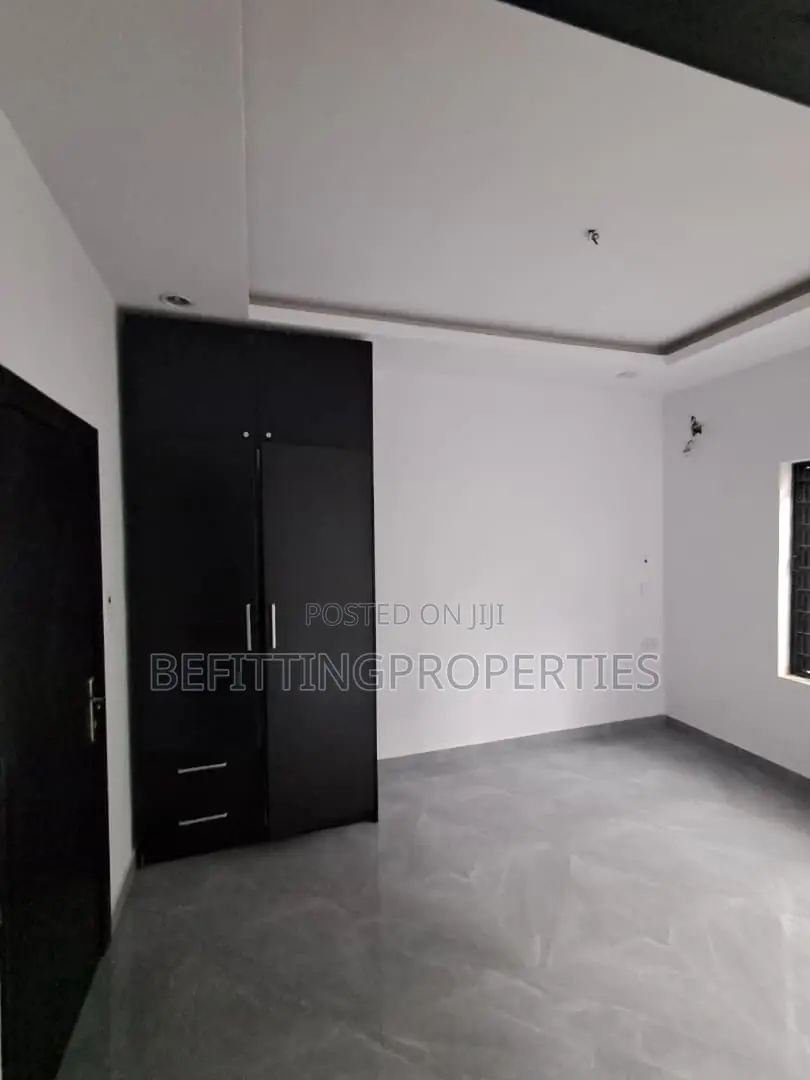 4bdrm Duplex in Ogudu GRA for sale in Ogudu GRA
