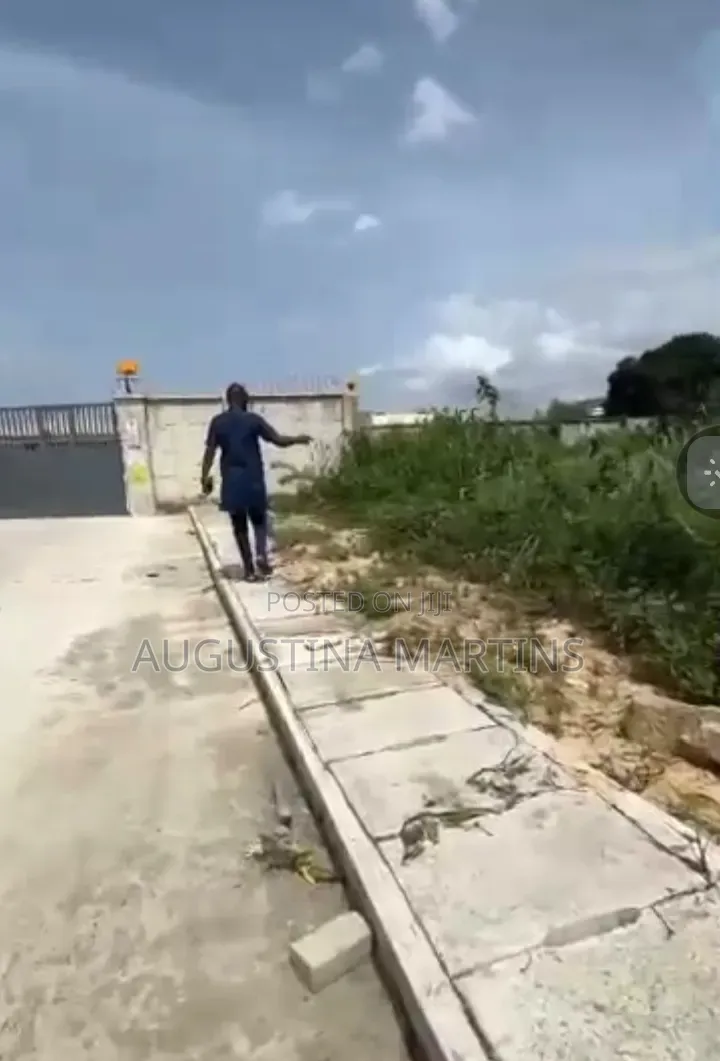 Prime Land 4 Sale in Sapphire Garden Estate, Awoyaya,lekki.575.60 SQM in Lekki Expressway