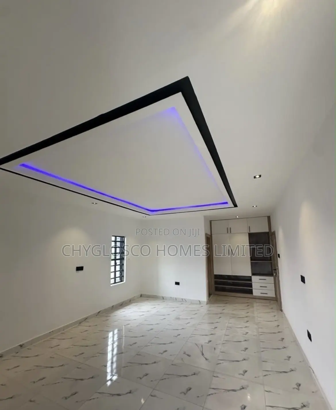 4bdrm Duplex in Rumuodomaya Sars, New Layout for sale in New Layout