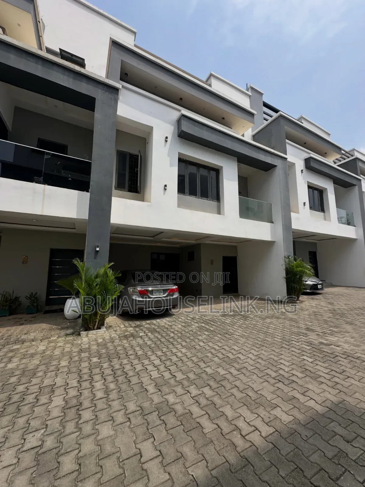 4bdrm Townhouse/Terrace in Wuye Main Abuja for sale in Wuye