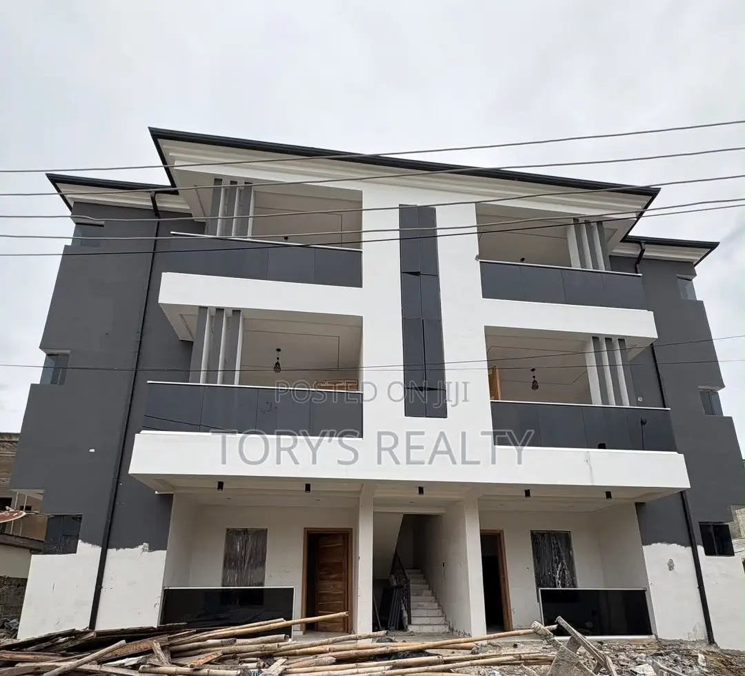 Mini Flat in Lekki Phase 1 for rent in Lekki Phase 1